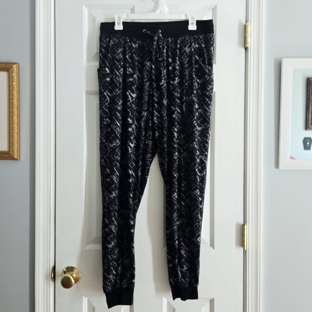 French Laundry Black and Gray Patterned Apparel